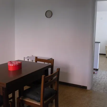 La Casa Di Leo Apartment *